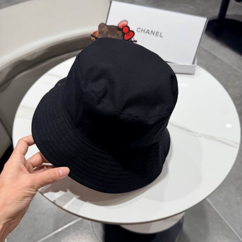 Chanel hat 012403